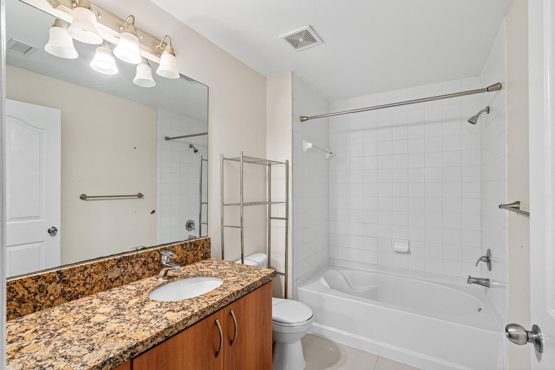 Active With Contract: $3,150 (2 beds, 2 baths, 1243 Square Feet)