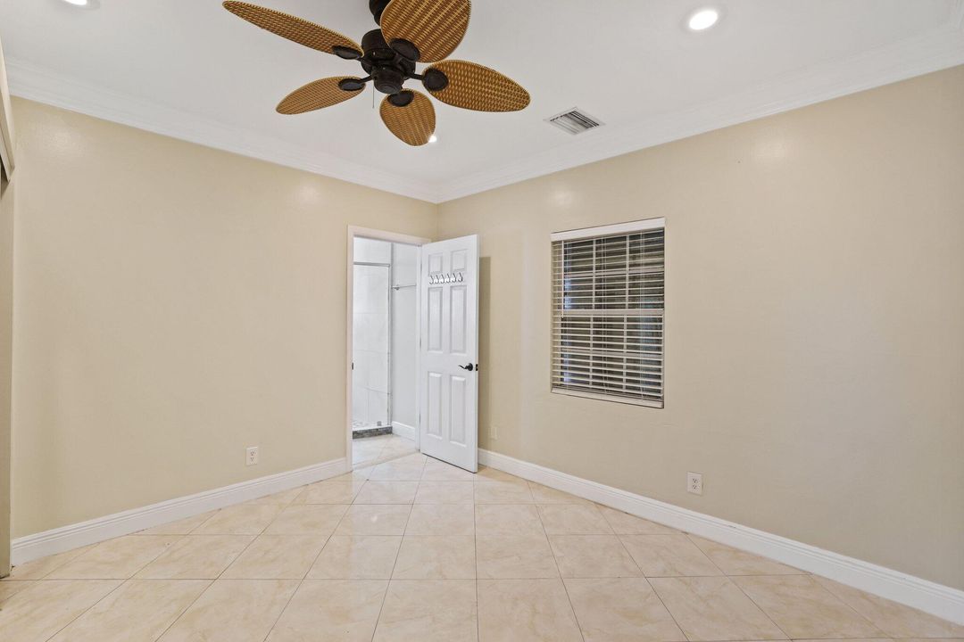 Active With Contract: $565,000 (3 beds, 3 baths, 1690 Square Feet)