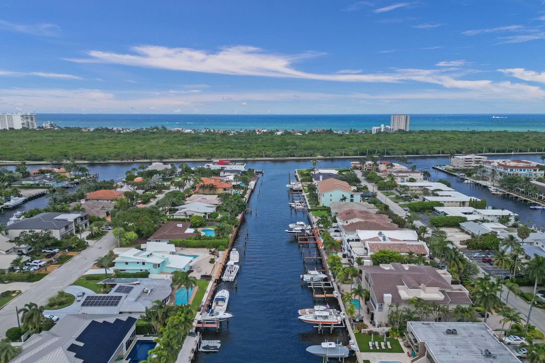 For Sale: $1,225,000 (4 beds, 2 baths, 3226 Square Feet)