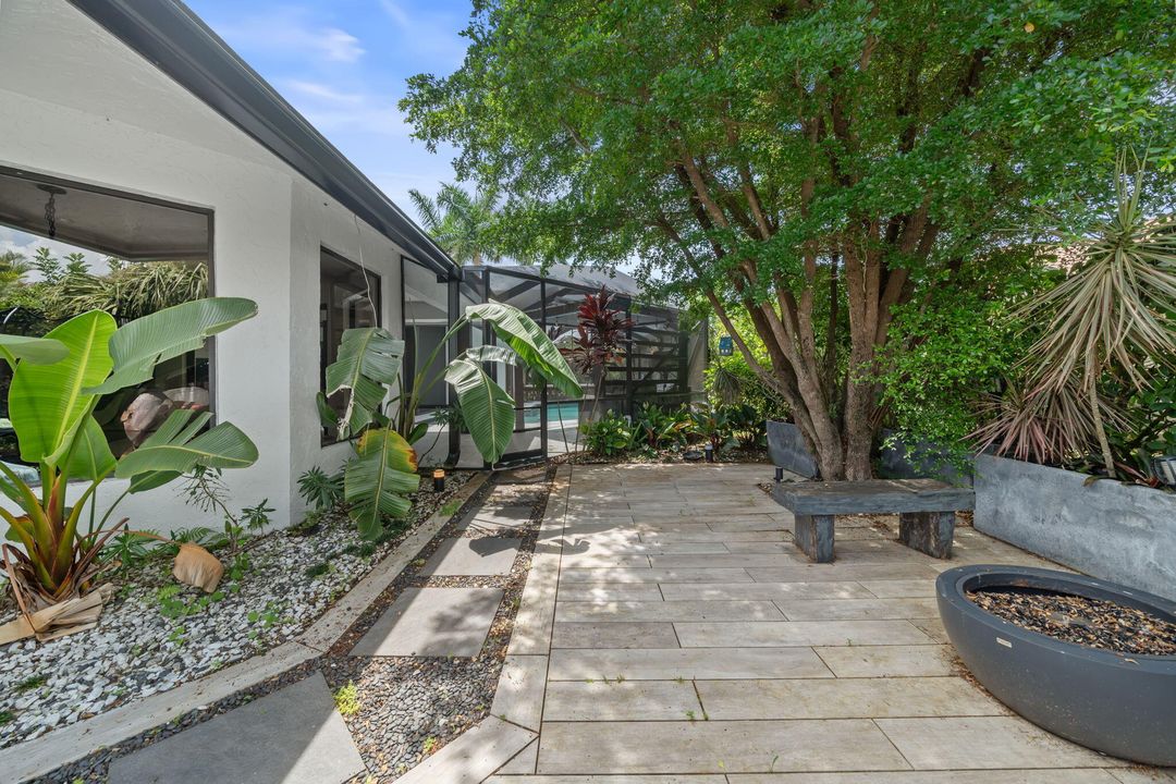 Active With Contract: $1,195,000 (4 beds, 3 baths, 3110 Square Feet)