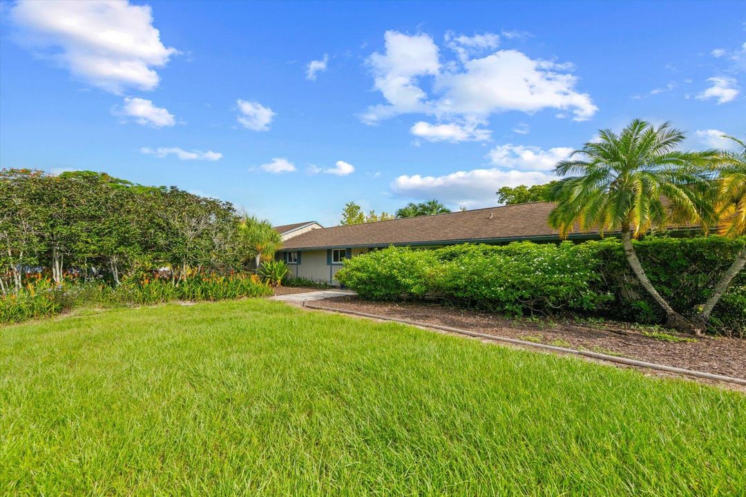 For Sale: $2,500,000 (4 beds, 3 baths, 2550 Square Feet)