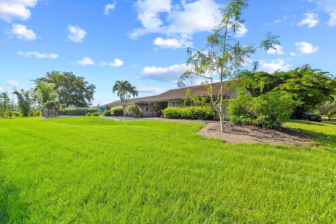 For Sale: $2,500,000 (4 beds, 3 baths, 2550 Square Feet)