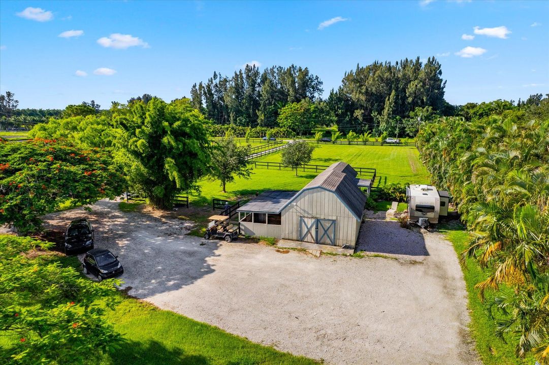 For Sale: $2,500,000 (4 beds, 3 baths, 2550 Square Feet)