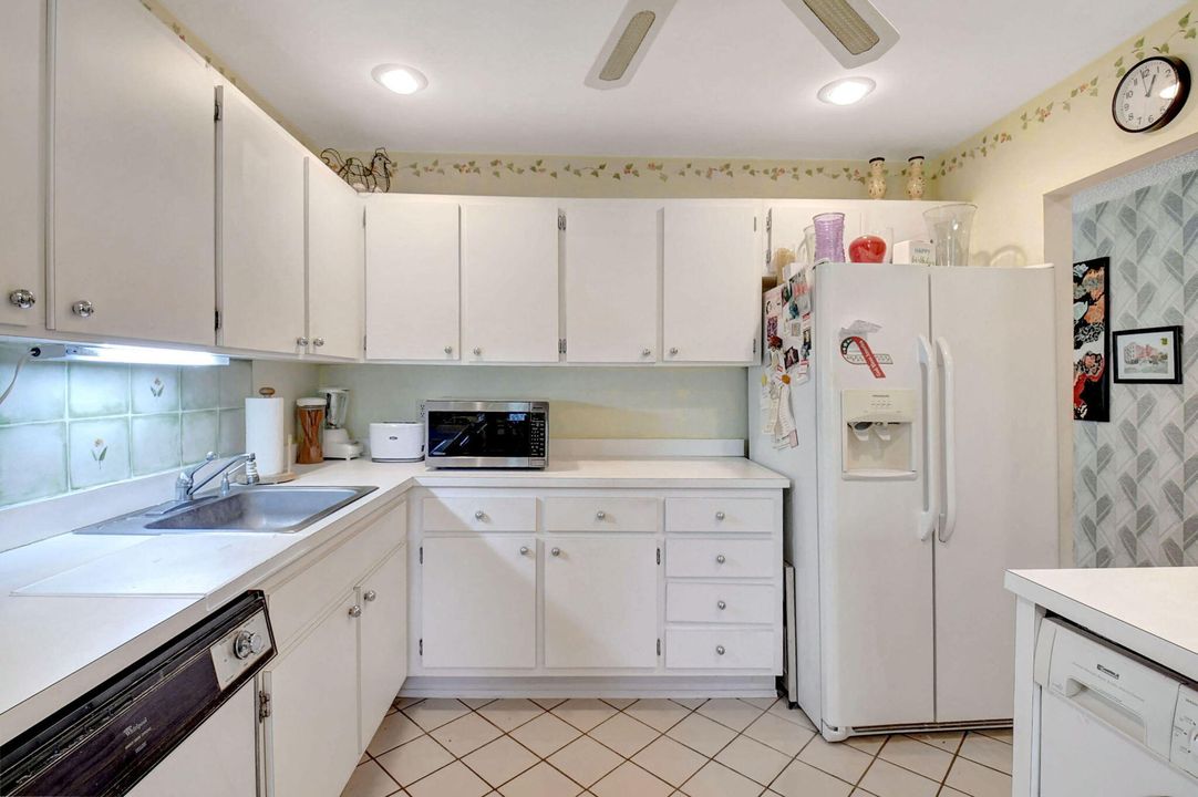 For Sale: $59,000 (2 beds, 2 baths, 1562 Square Feet)