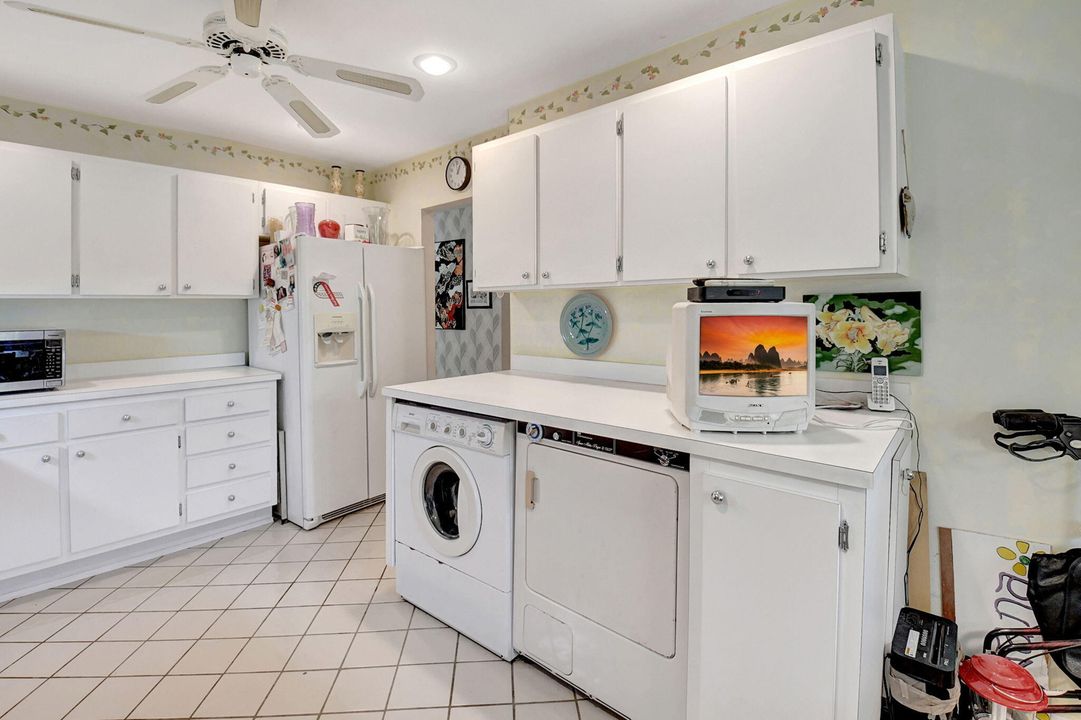 For Sale: $59,000 (2 beds, 2 baths, 1562 Square Feet)