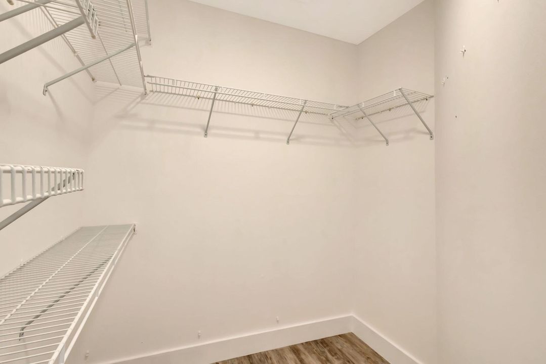 Active With Contract: $719,000 (3 beds, 2 baths, 1746 Square Feet)