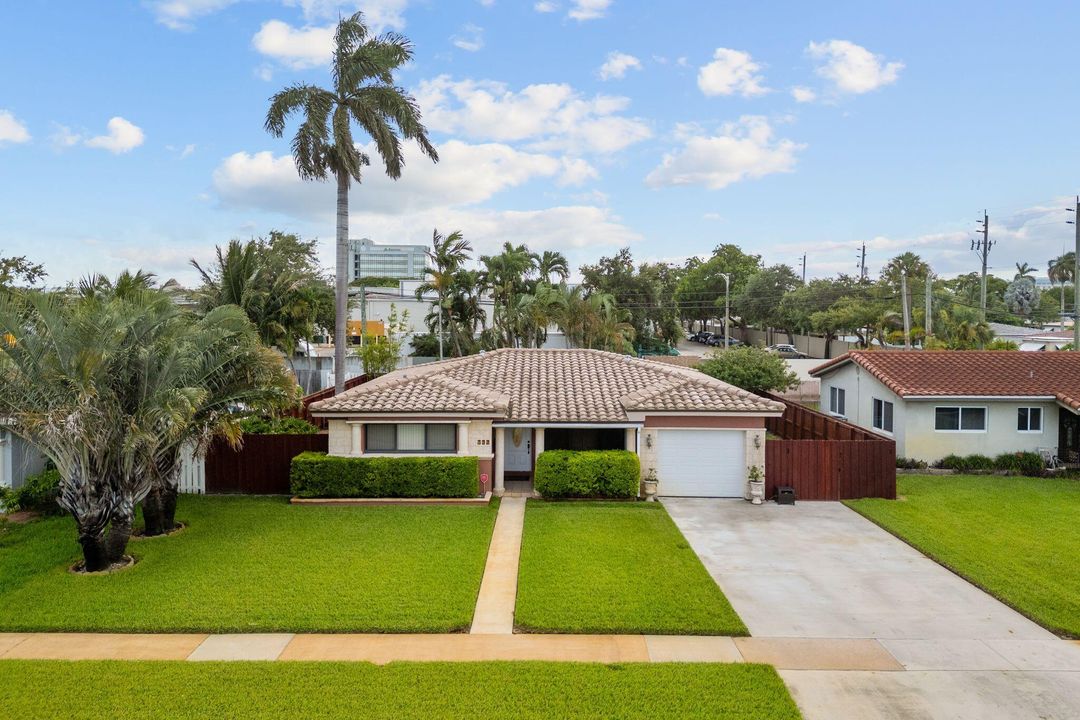 Active With Contract: $625,000 (3 beds, 2 baths, 1629 Square Feet)