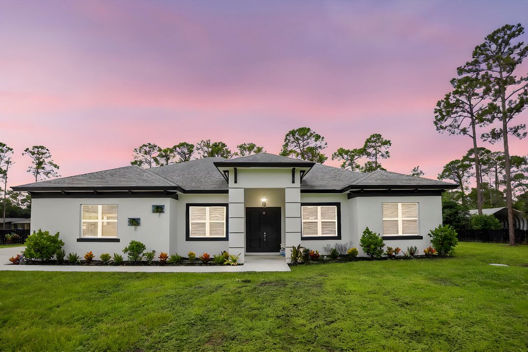 Active With Contract: $749,900 (4 beds, 2 baths, 1938 Square Feet)