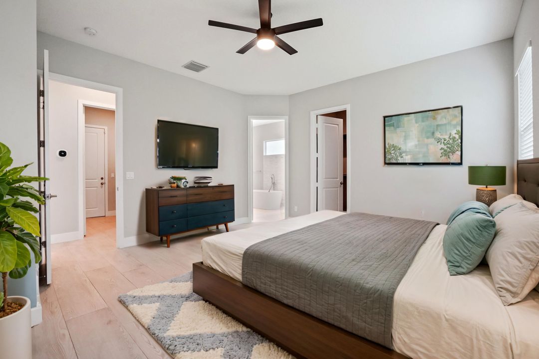 Active With Contract: $749,900 (4 beds, 2 baths, 1938 Square Feet)