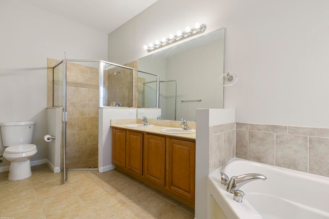 Active With Contract: $479,000 (3 beds, 2 baths, 1613 Square Feet)