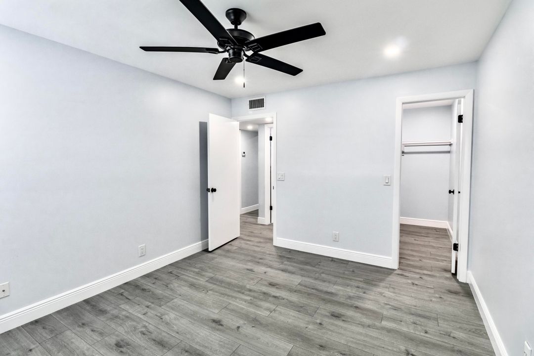 For Sale: $264,300 (2 beds, 2 baths, 1010 Square Feet)