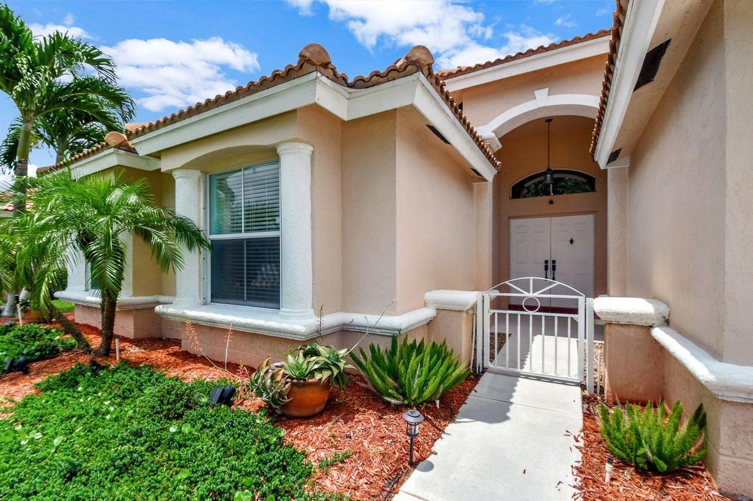 Active With Contract: $689,900 (4 beds, 2 baths, 2413 Square Feet)