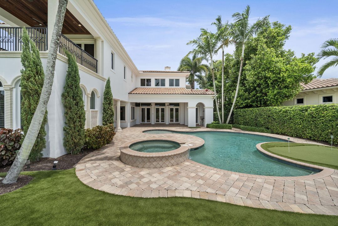 For Sale: $4,950,000 (4 beds, 4 baths, 5621 Square Feet)