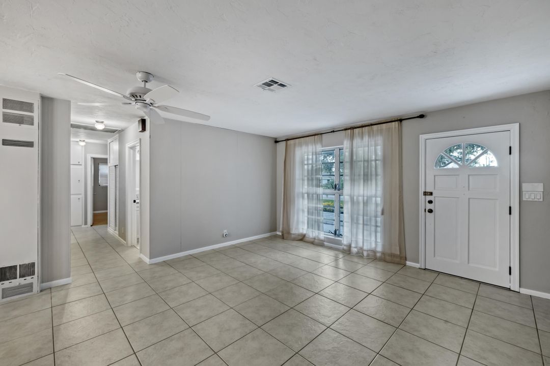 Active With Contract: $3,900 (4 beds, 2 baths, 1769 Square Feet)