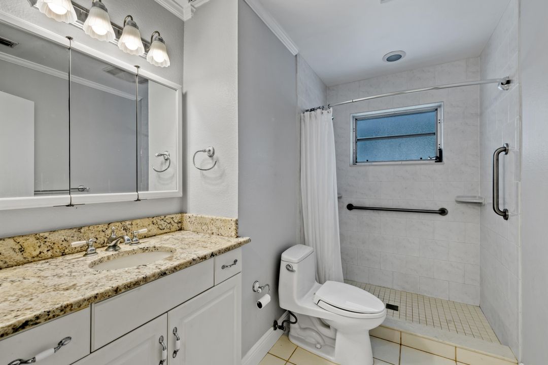 Active With Contract: $3,900 (4 beds, 2 baths, 1769 Square Feet)