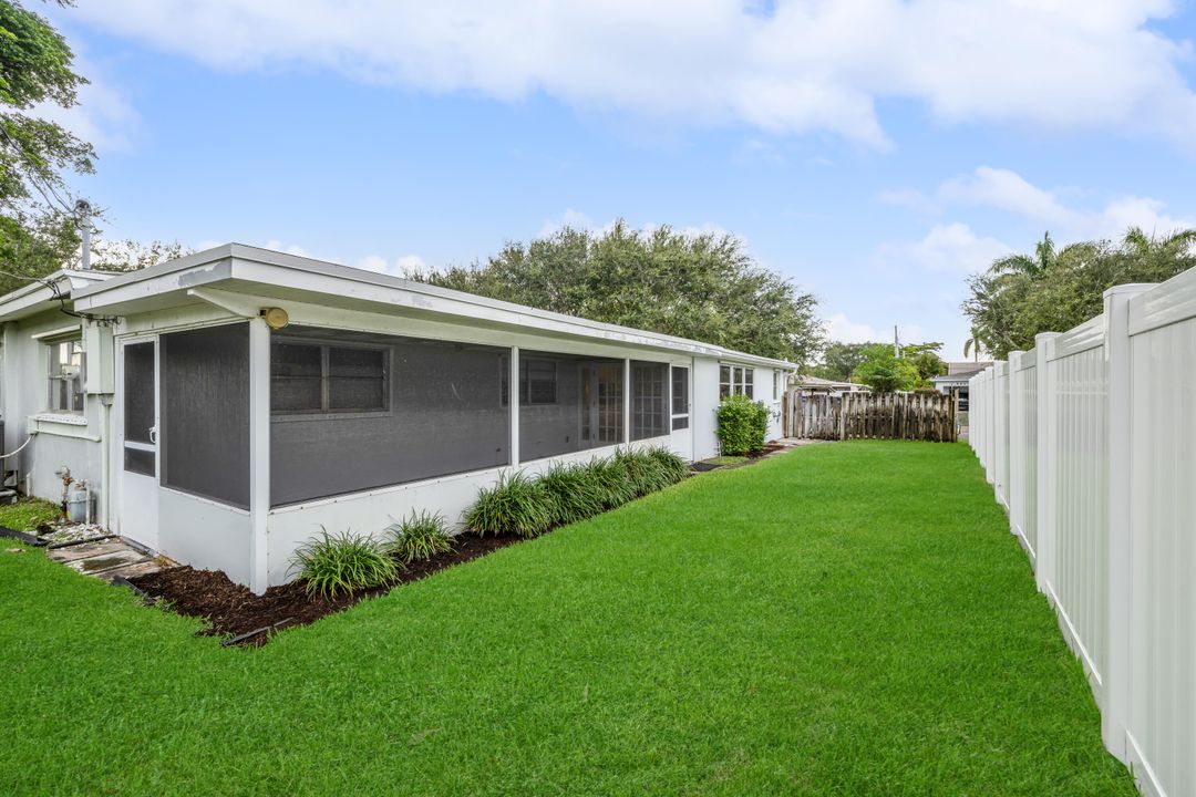 Active With Contract: $3,900 (4 beds, 2 baths, 1769 Square Feet)