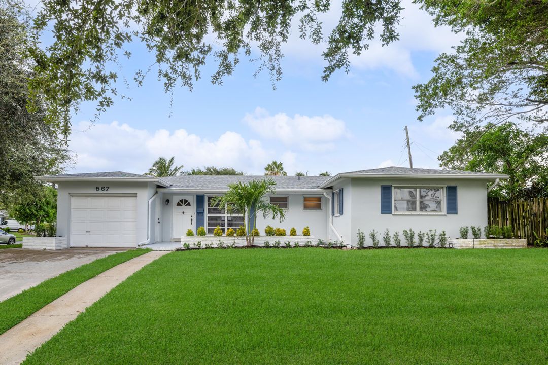 Active With Contract: $3,900 (4 beds, 2 baths, 1769 Square Feet)