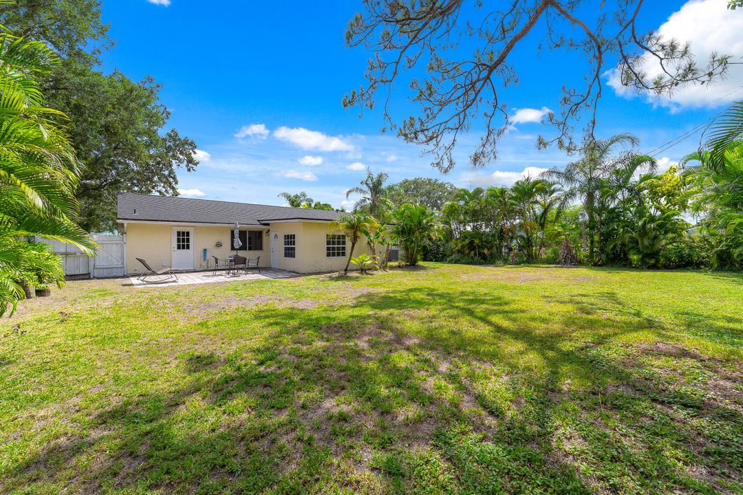 Active With Contract: $322,500 (3 beds, 2 baths, 1412 Square Feet)