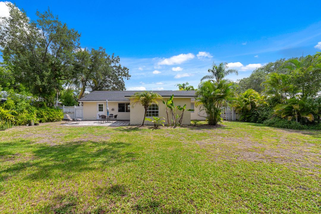 Active With Contract: $322,500 (3 beds, 2 baths, 1412 Square Feet)