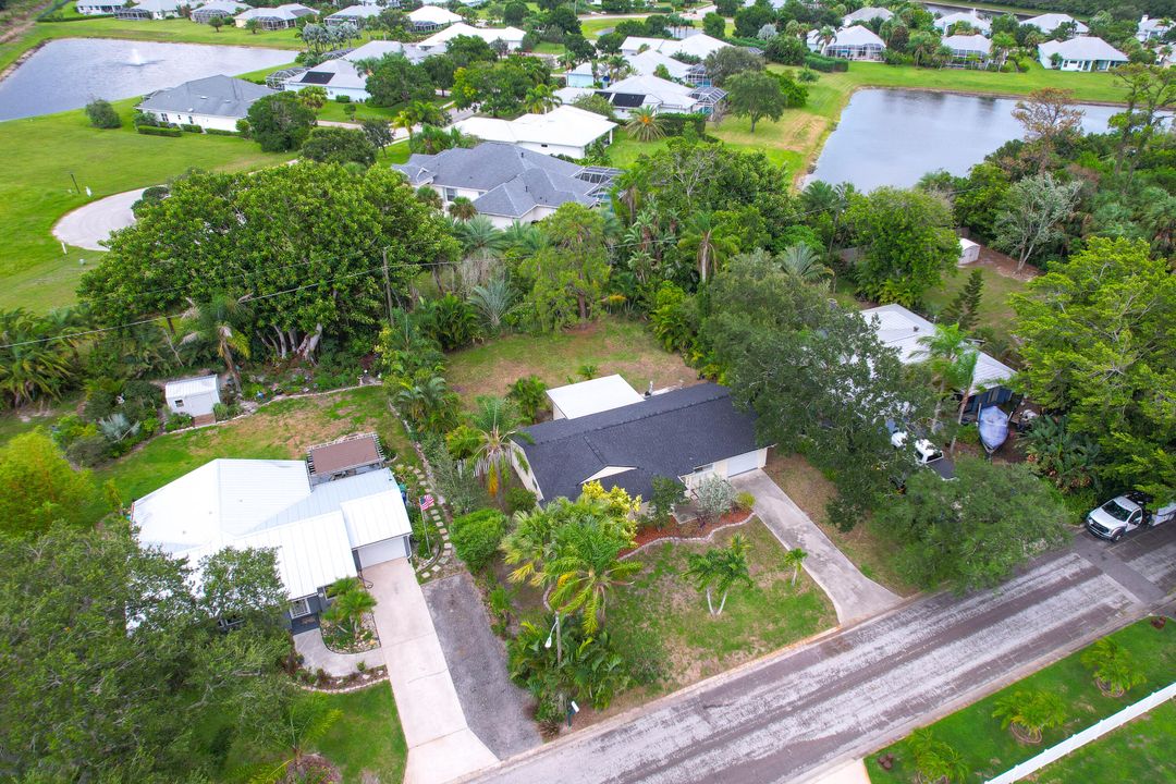 Active With Contract: $322,500 (3 beds, 2 baths, 1412 Square Feet)