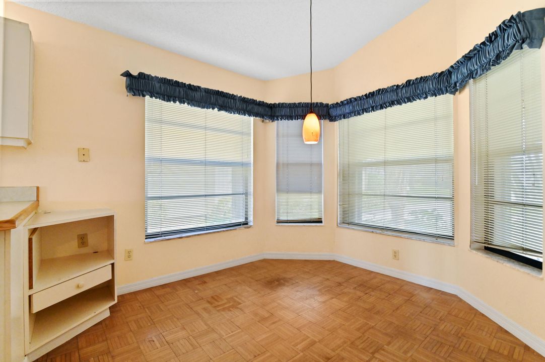 For Sale: $439,900 (3 beds, 2 baths, 1905 Square Feet)