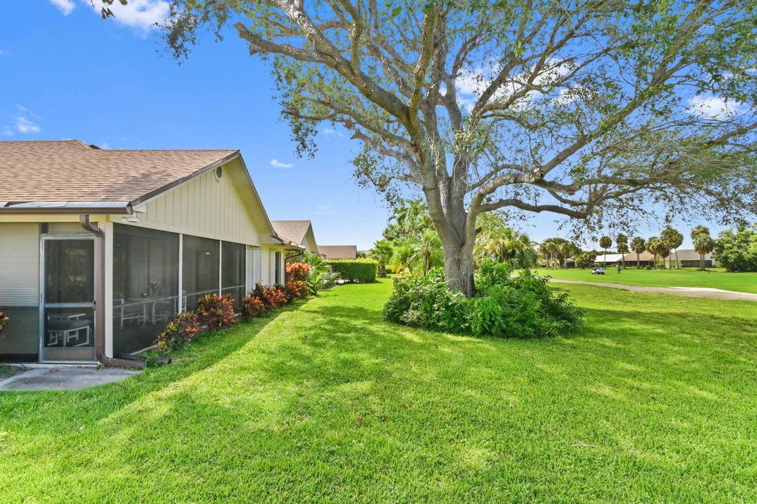 For Sale: $439,900 (3 beds, 2 baths, 1905 Square Feet)