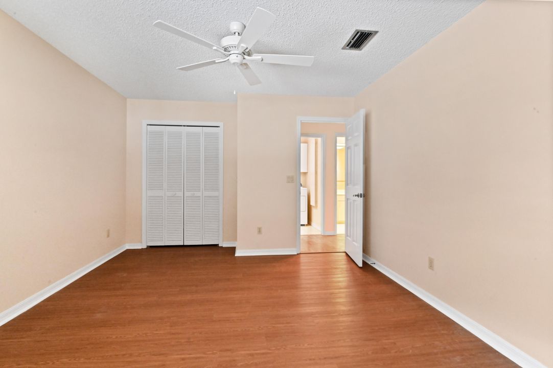 For Sale: $439,900 (3 beds, 2 baths, 1905 Square Feet)