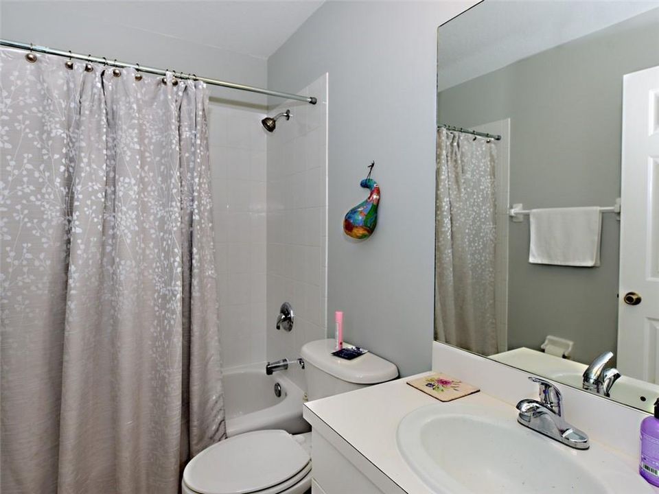 For Sale: $315,000 (2 beds, 2 baths, 1173 Square Feet)