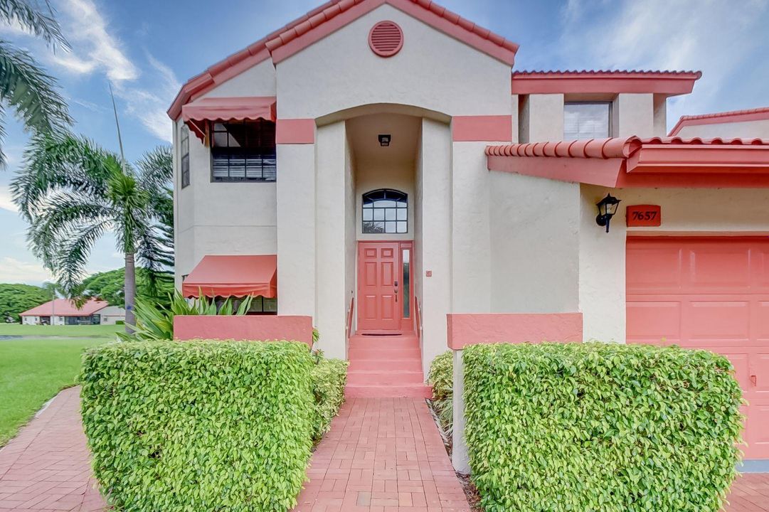 Active With Contract: $5,500 (3 beds, 2 baths, 1645 Square Feet)