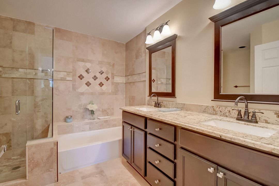 Active With Contract: $5,500 (3 beds, 2 baths, 1645 Square Feet)