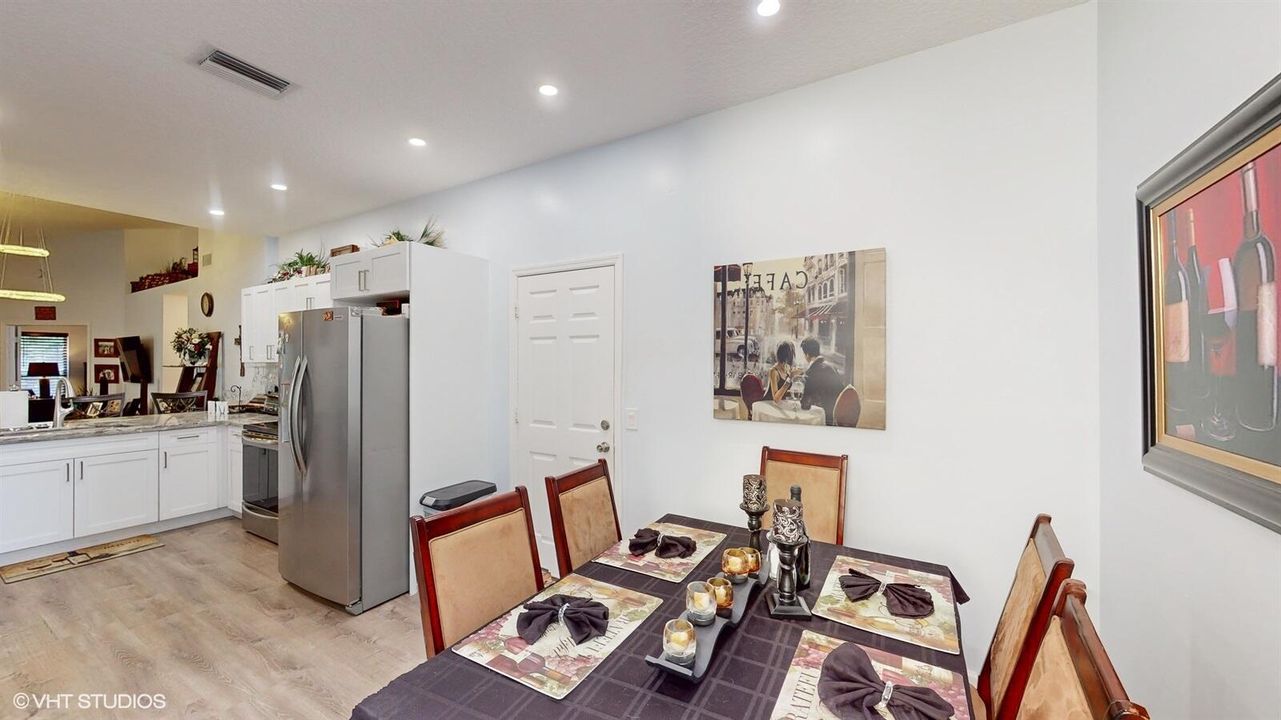 Active With Contract: $499,900 (3 beds, 2 baths, 1450 Square Feet)