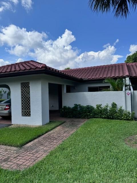 Recently Rented: $2,450 (2 beds, 2 baths, 1520 Square Feet)