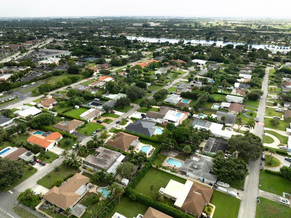 For Sale: $745,000 (4 beds, 2 baths, 2474 Square Feet)