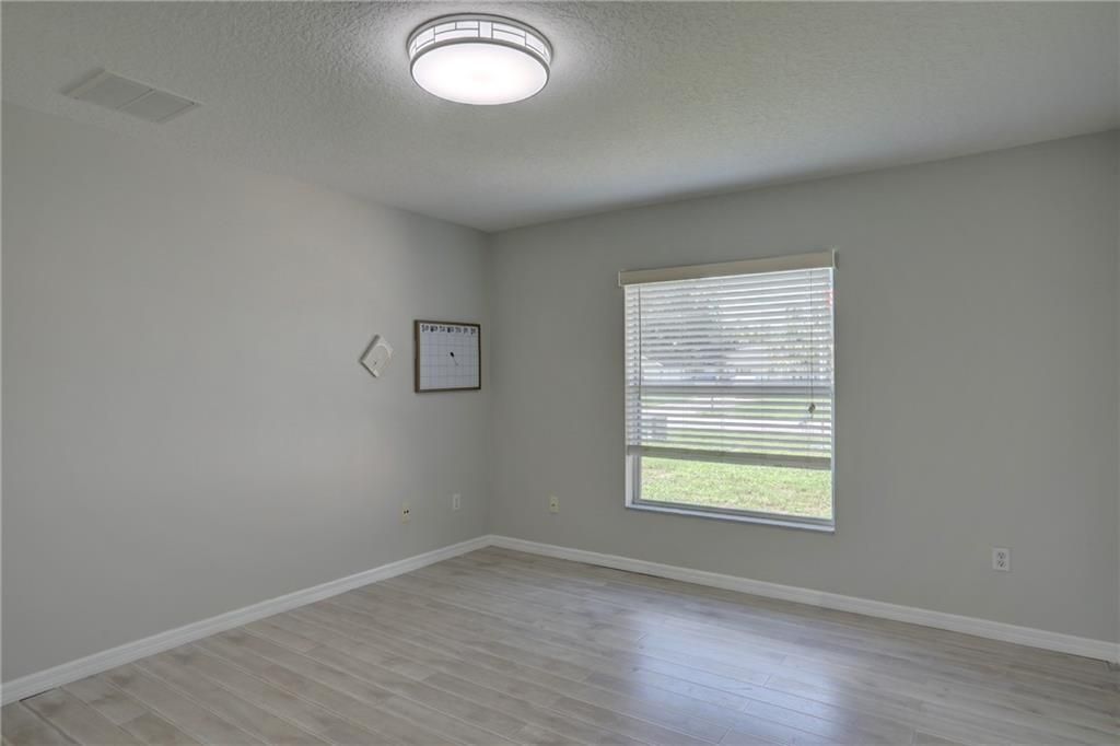 Active With Contract: $349,900 (3 beds, 2 baths, 1843 Square Feet)