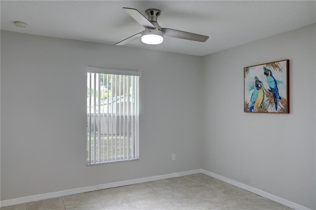 Active With Contract: $349,900 (3 beds, 2 baths, 1843 Square Feet)