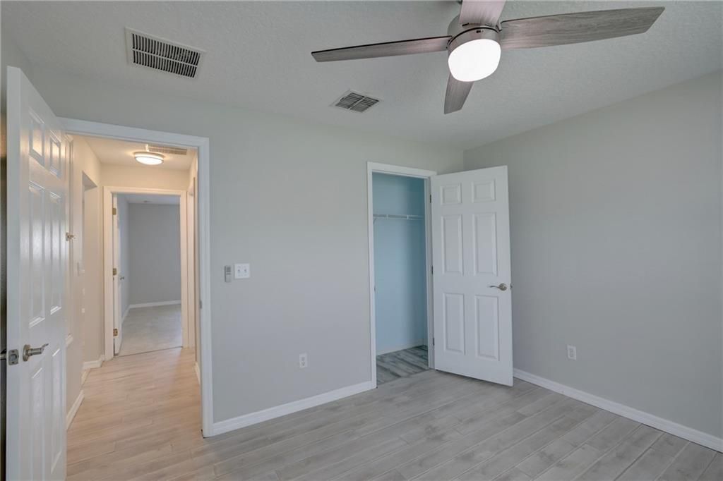 Active With Contract: $349,900 (3 beds, 2 baths, 1843 Square Feet)