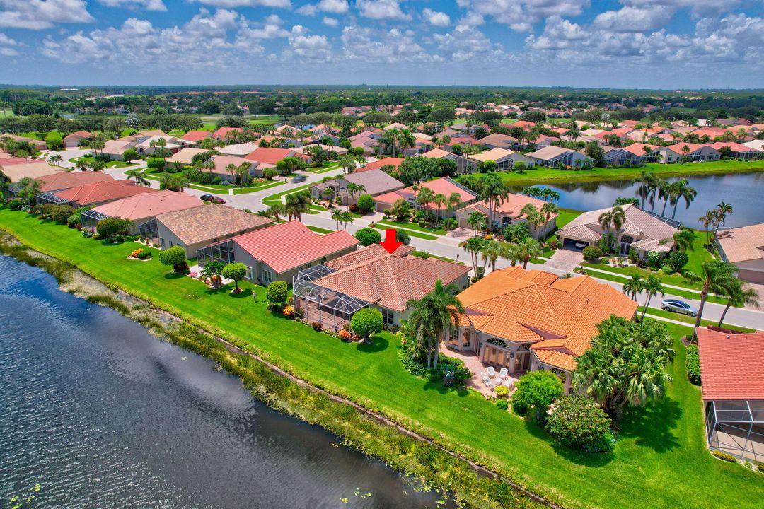 Active With Contract: $699,000 (3 beds, 2 baths, 2522 Square Feet)