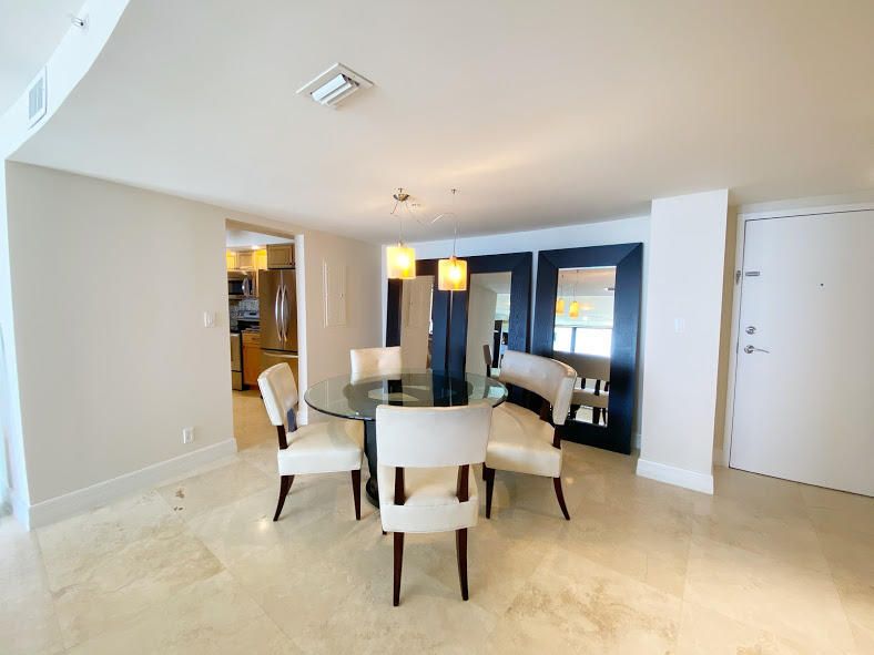 Active With Contract: $5,500 (2 beds, 2 baths, 1445 Square Feet)