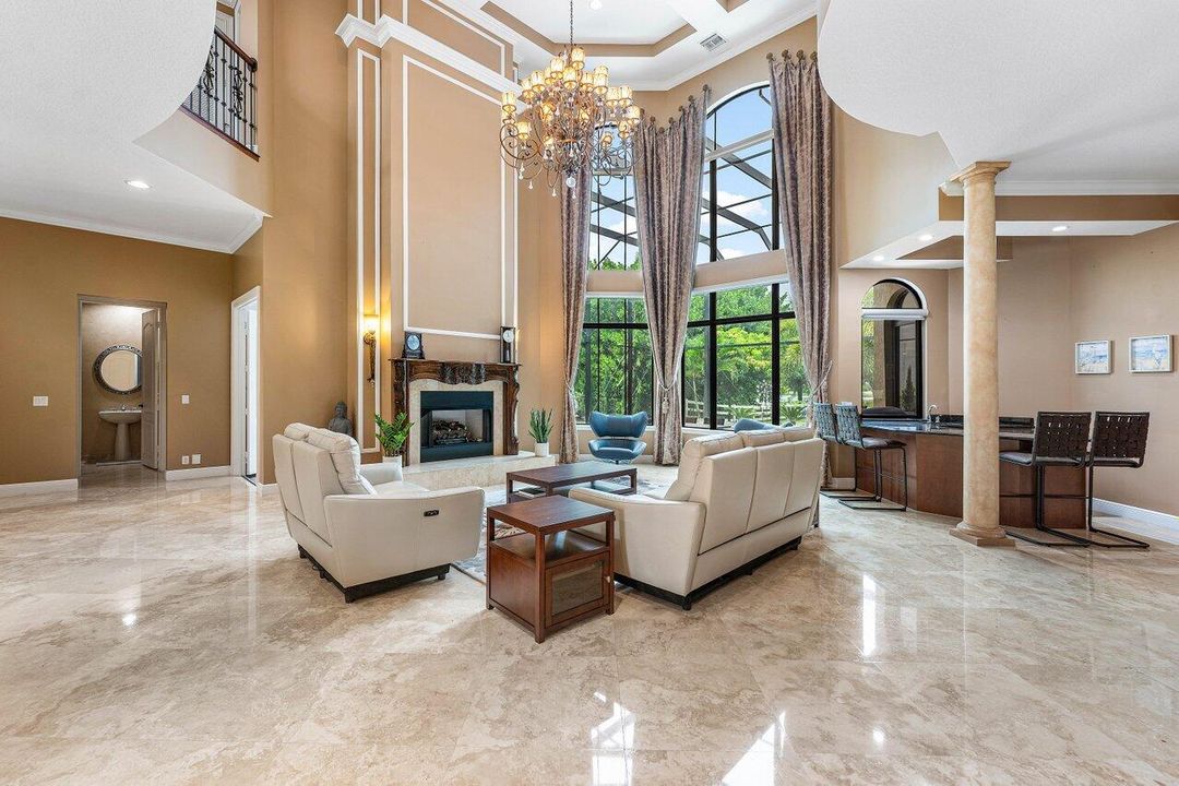 For Sale: $1,895,000 (6 beds, 7 baths, 5368 Square Feet)