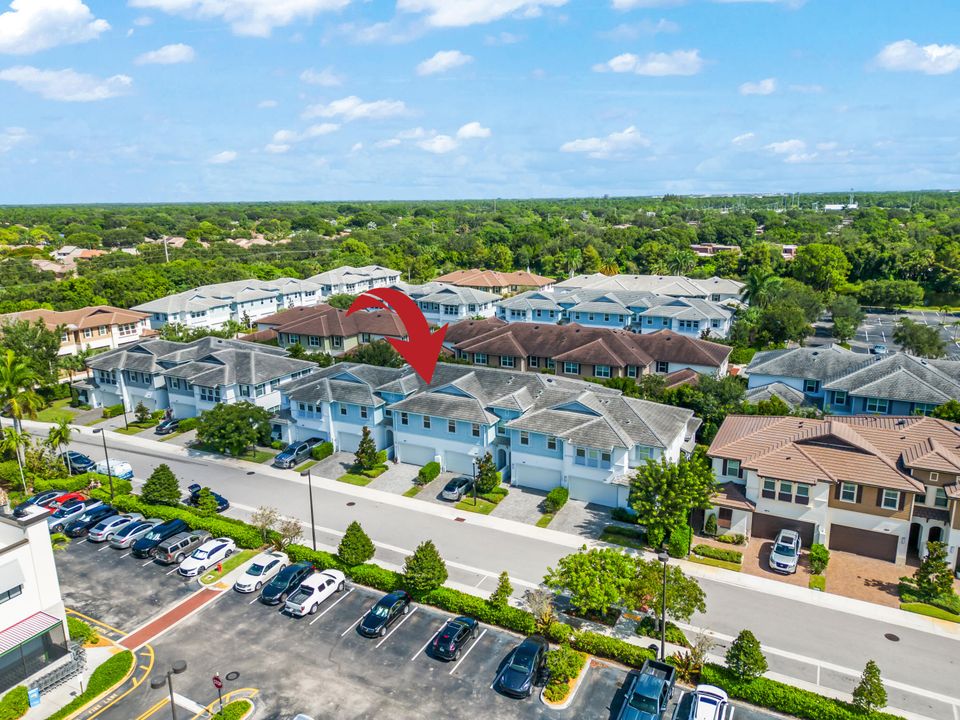 For Sale: $749,900 (3 beds, 2 baths, 2144 Square Feet)