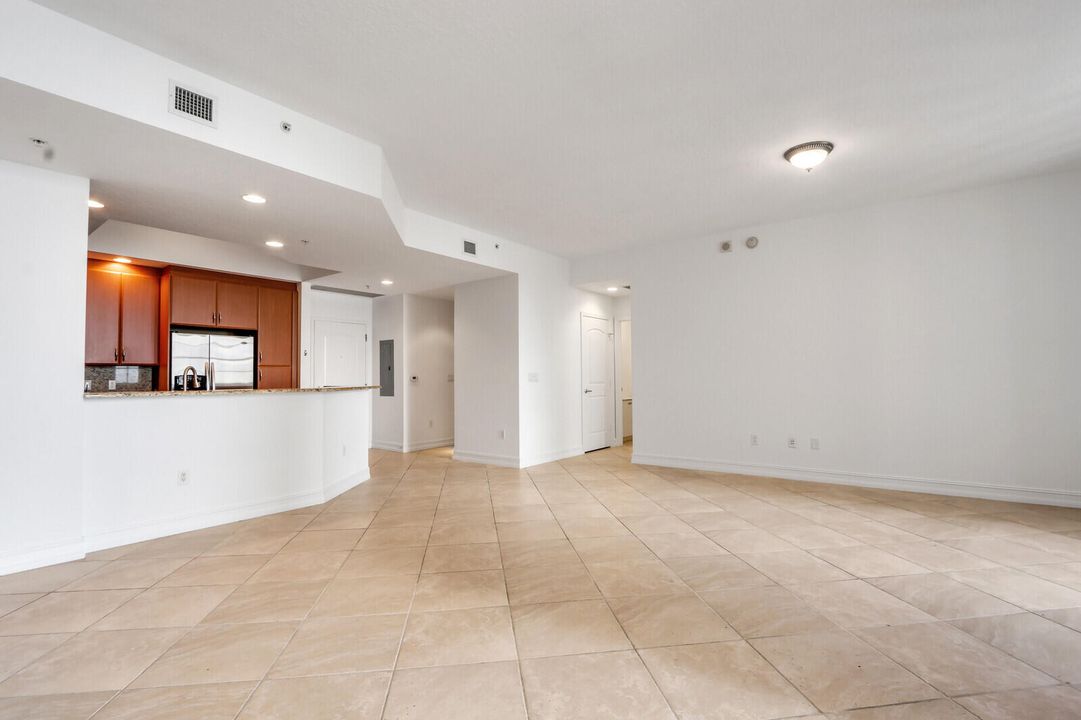 Active With Contract: $4,700 (2 beds, 2 baths, 1648 Square Feet)