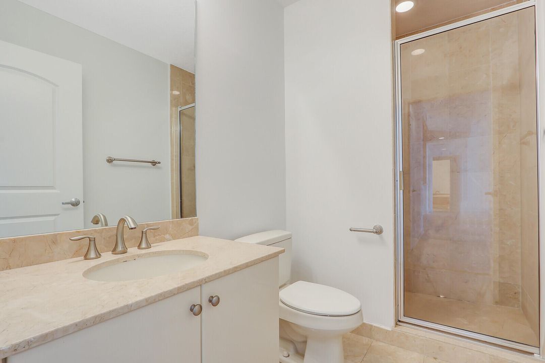 Active With Contract: $4,700 (2 beds, 2 baths, 1648 Square Feet)