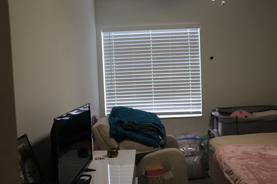 For Sale: $105,000 (2 beds, 2 baths, 920 Square Feet)