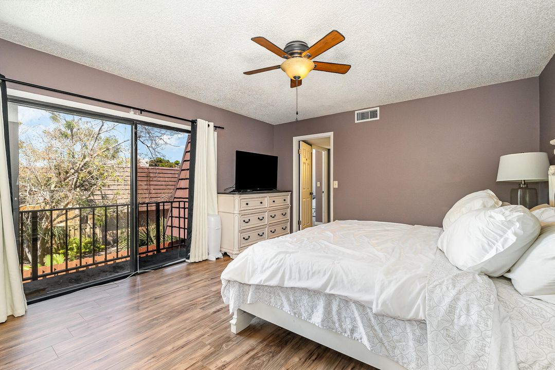 For Sale: $189,000 (2 beds, 2 baths, 1236 Square Feet)