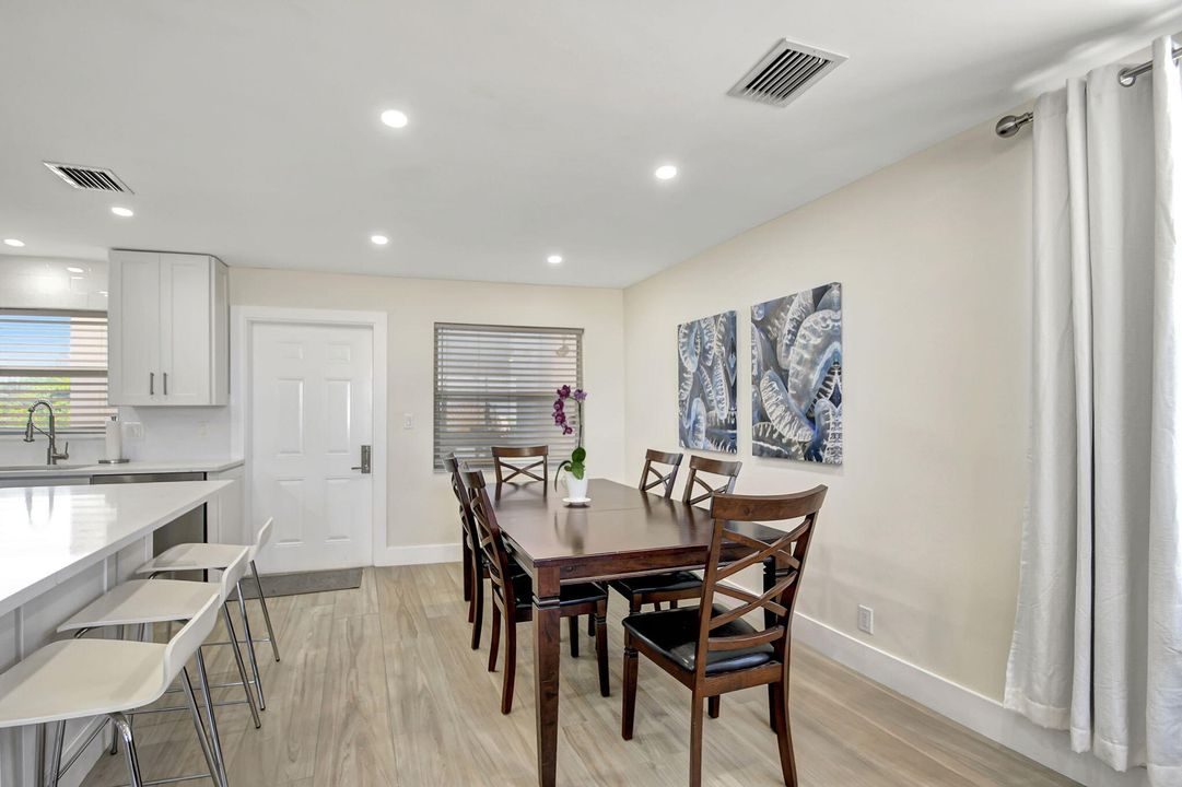 Active With Contract: $7,000 (3 beds, 2 baths, 1696 Square Feet)