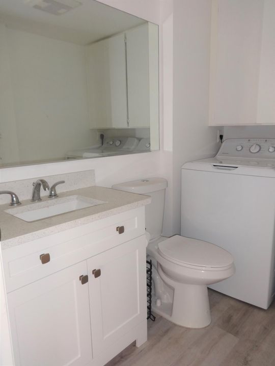 For Rent: $3,000 (2 beds, 2 baths, 1236 Square Feet)