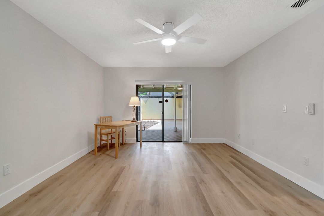 Active With Contract: $349,000 (2 beds, 2 baths, 1603 Square Feet)