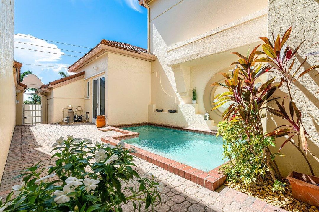 En Venta: $5,495,000 (4 camas, 4 baños, 3667 Pies cuadrados)