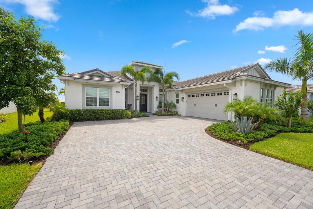 Active With Contract: $1,199,900 (5 beds, 5 baths, 3738 Square Feet)