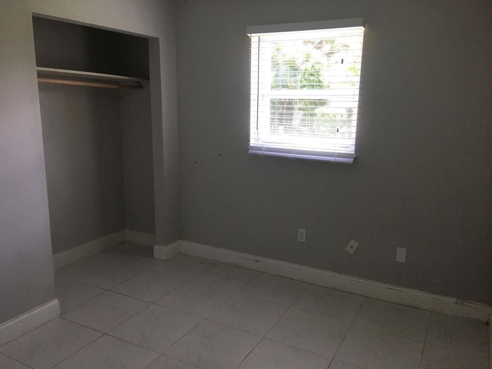 For Rent: $2,850 (3 beds, 2 baths, 1562 Square Feet)